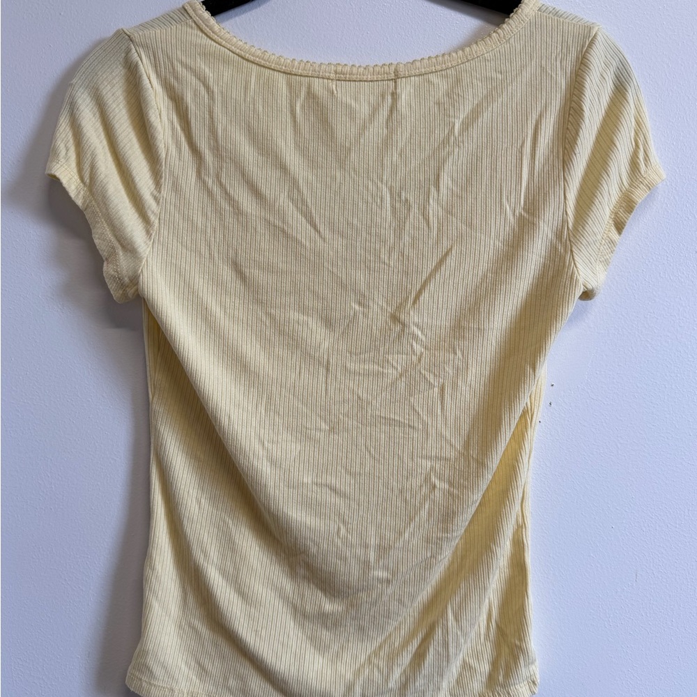 Butter yellow Skylar and Frankie ribbed bow baby tee size M Y2K Cottagecore - Picture 2 of 4